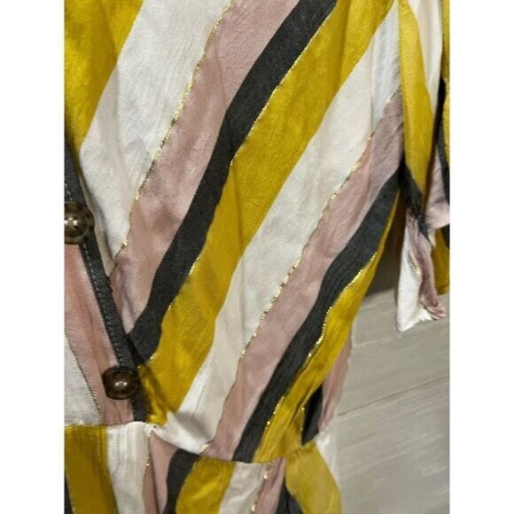 Beige by ECI Surplice Front 3/4 Sleeves Blouse Large - Picture 3 of 7